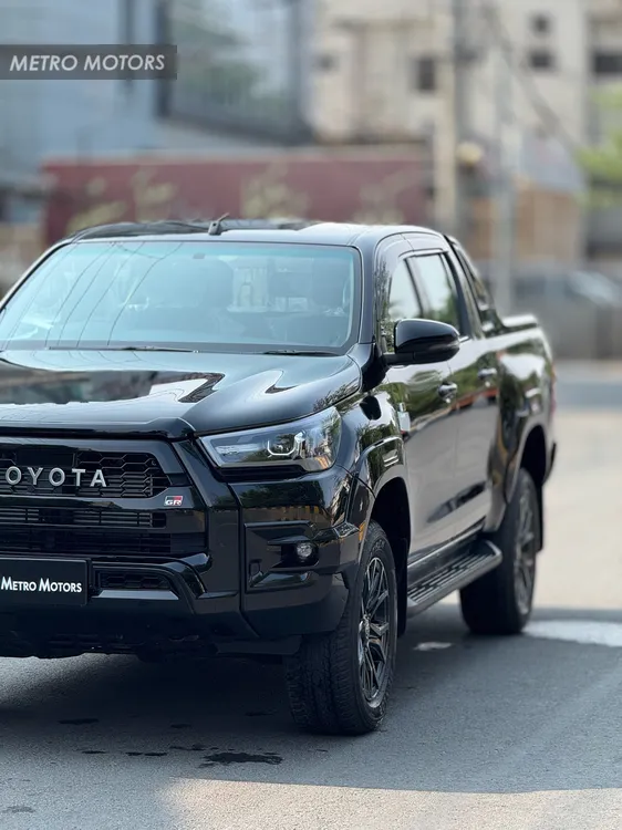 Toyota Hilux 2025 for Sale in Lahore Toyota Hilux 2025 for Sale in Lahore Image-3