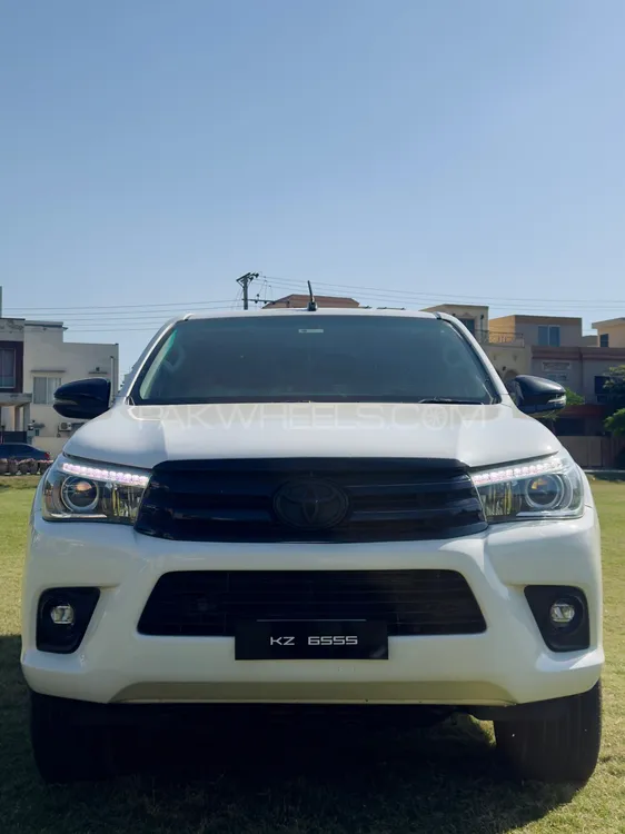 Toyota Hilux 2019 for Sale in Lahore Image-1