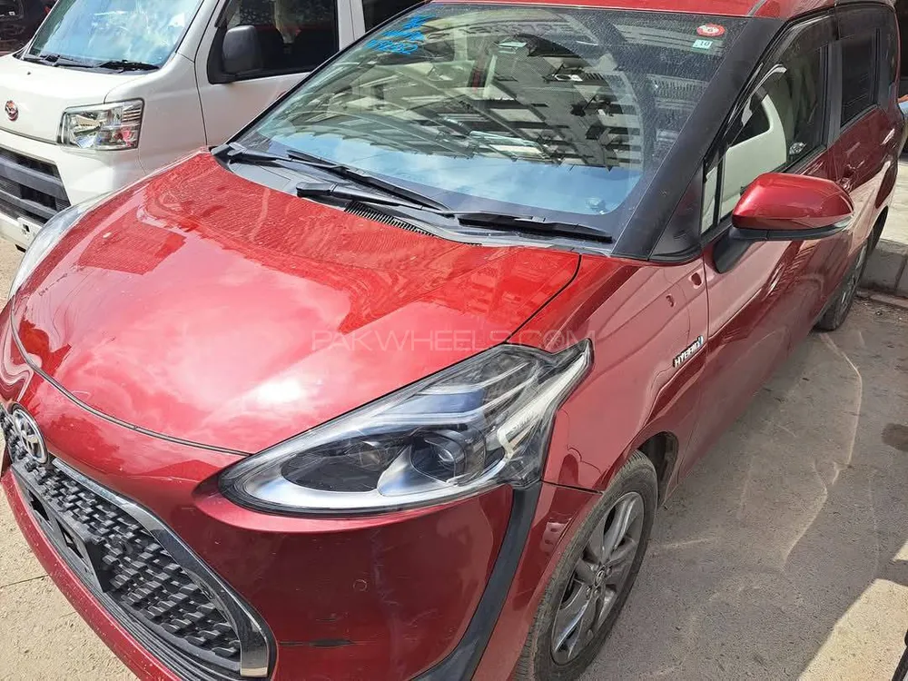 Toyota Sienta 2019 for Sale in Karachi Image-1