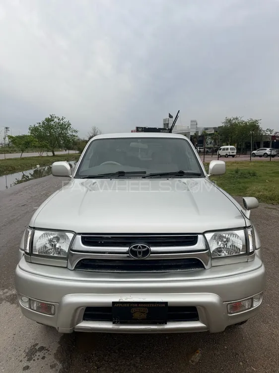 Toyota Surf 2000 for Sale in Islamabad Image-1