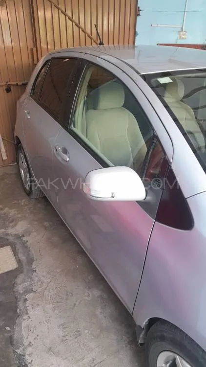 Toyota Vitz 2007 for Sale in Mian Wali Image-1
