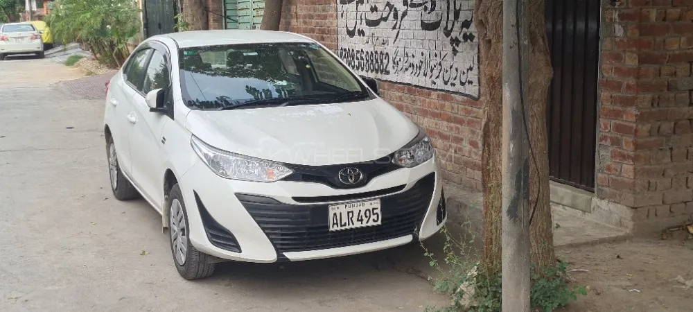ٹویوٹا یارس سیڈان 2022 for Sale in لاہور Image-1