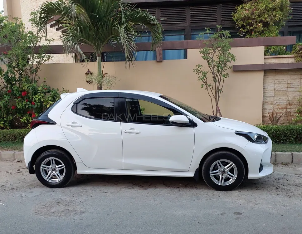 ٹویوٹا یارس ہیچ بیک 2021 for Sale in کراچی Image-1