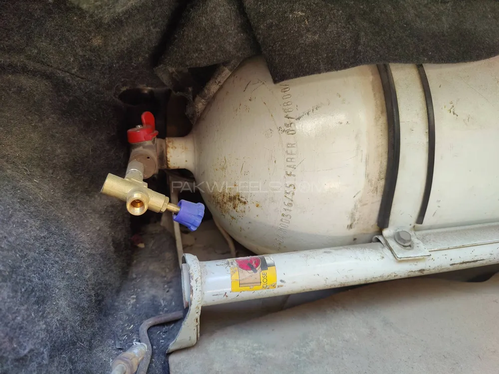 CNG & LPG Cylinder with Kit Assembly Image-1