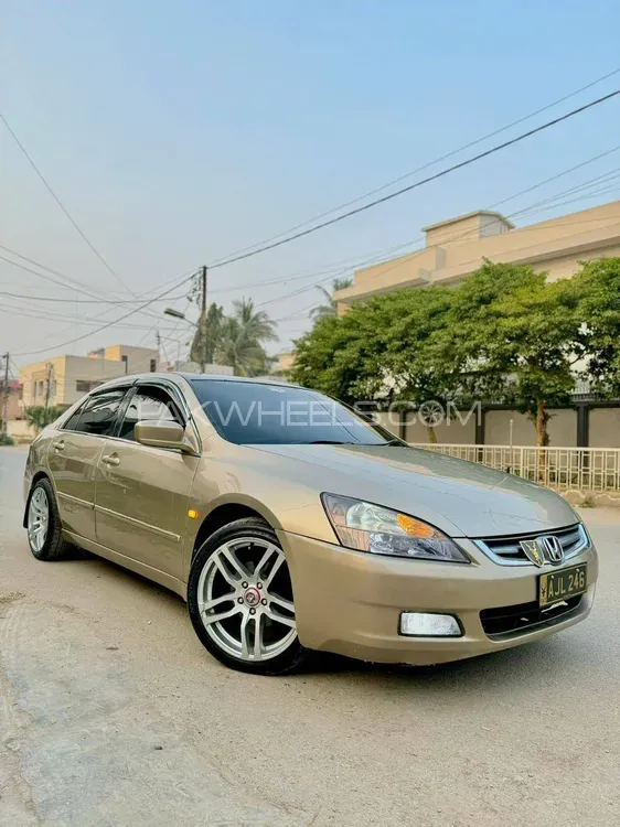 Honda Accord 2005 for Sale in Karachi Image-1