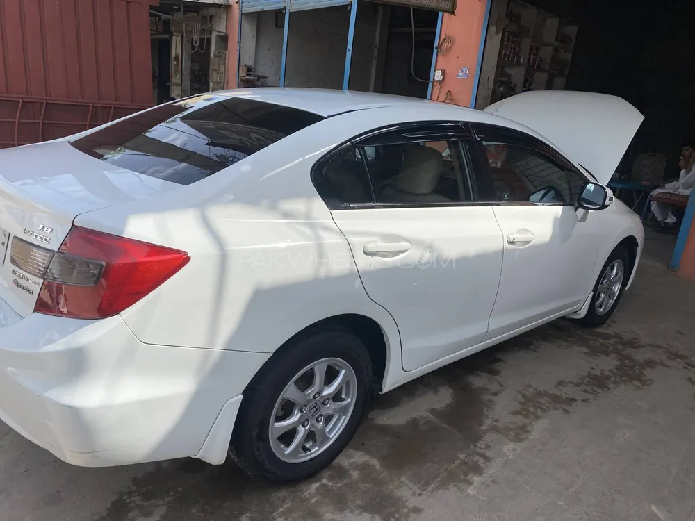 Honda Civic 2014 for Sale in Rajana Image-1