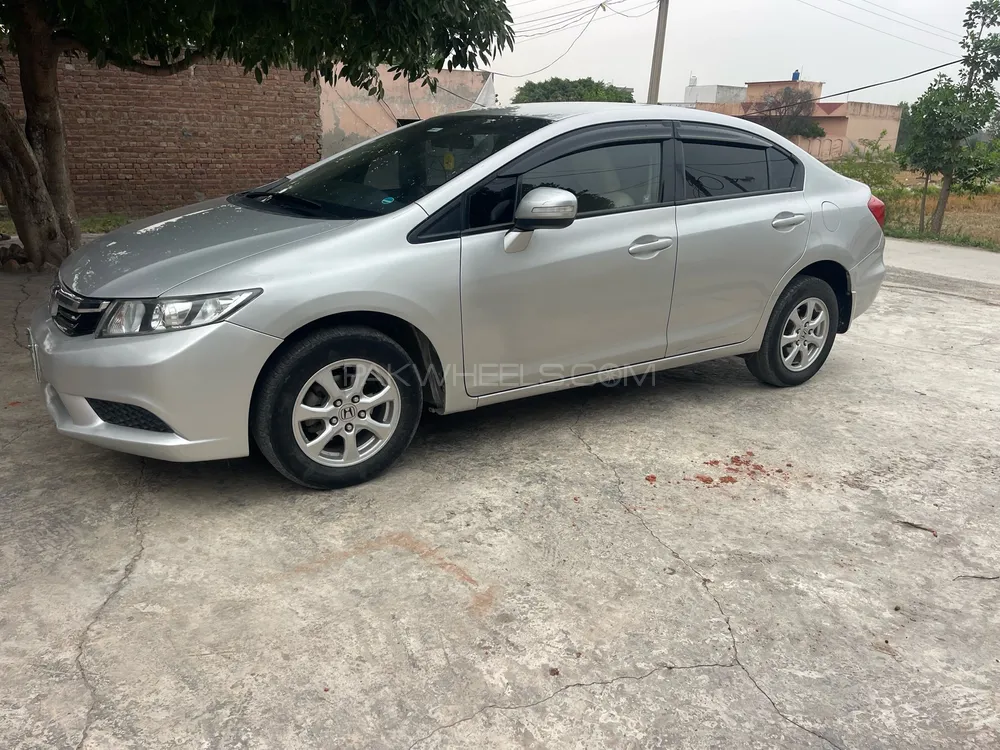 ہونڈا سوک 2014 for Sale in گجرات Image-1