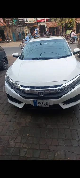 Honda Civic 2018 for Sale in Lahore Image-1