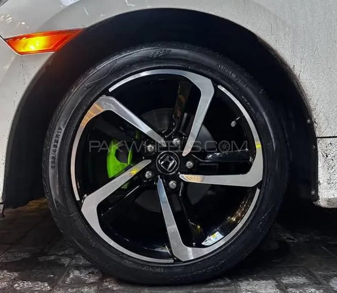 Honda rims 18 inches 114 pcd Image-1