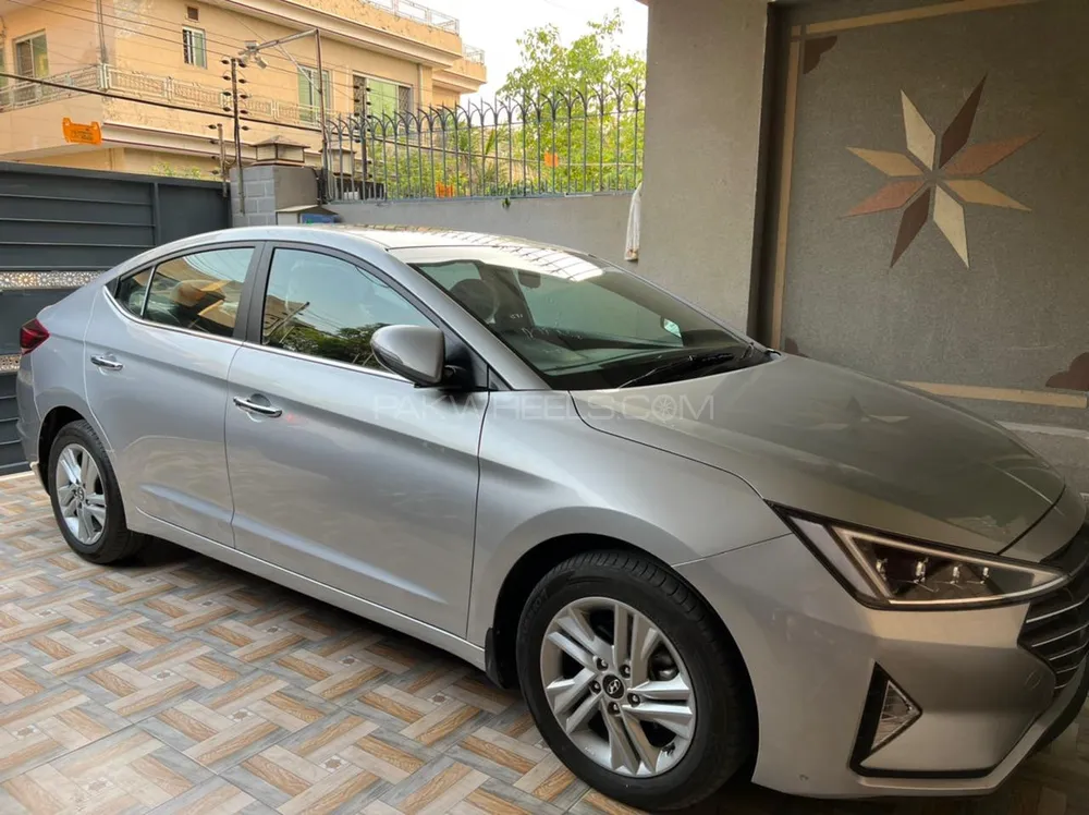Hyundai Elantra 2021 for Sale in Lahore Image-1