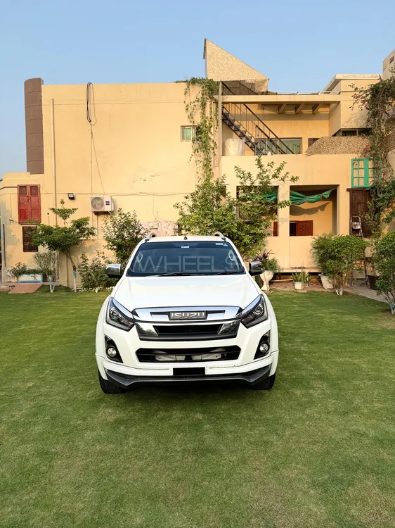 Isuzu D-Max 2022 for Sale in Gujranwala Image-1