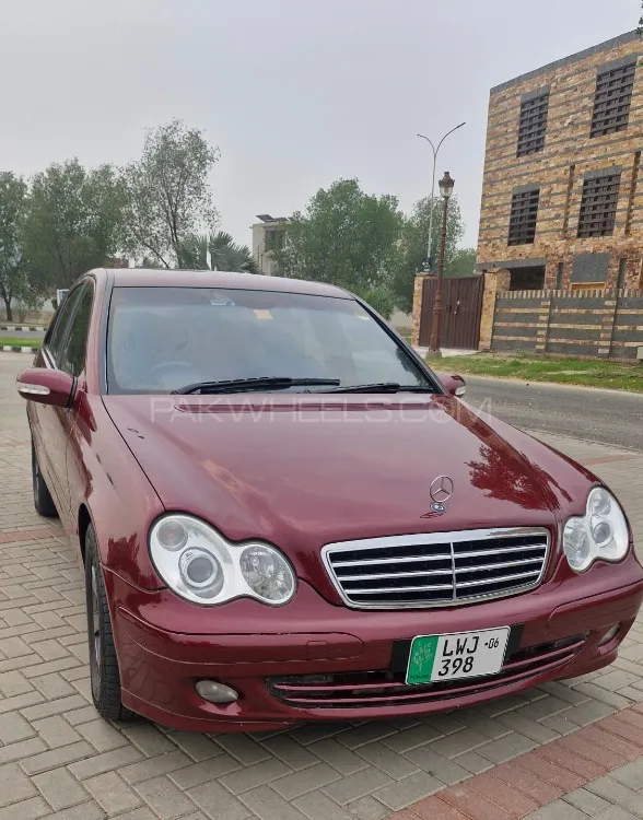 Mercedes Benz C Class 2006 for Sale in Lahore Image-1