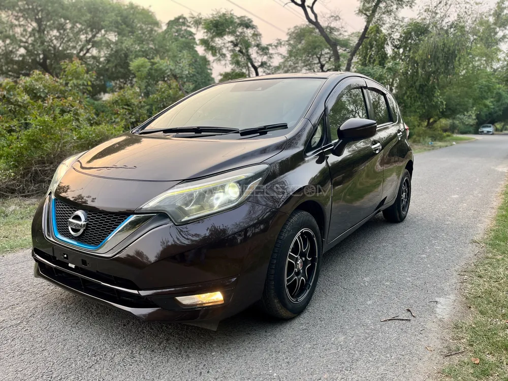 Nissan Note 2019 for Sale in Lahore Image-1