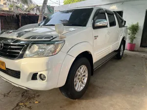 Toyota Hilux Vigo Champ GX 2015 for Sale