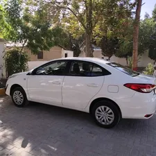 Toyota Yaris Sedan GLI MT 1.3 2023 for Sale