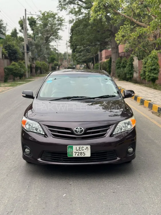 Toyota Corolla 2013 for Sale in Faisalabad Image-1