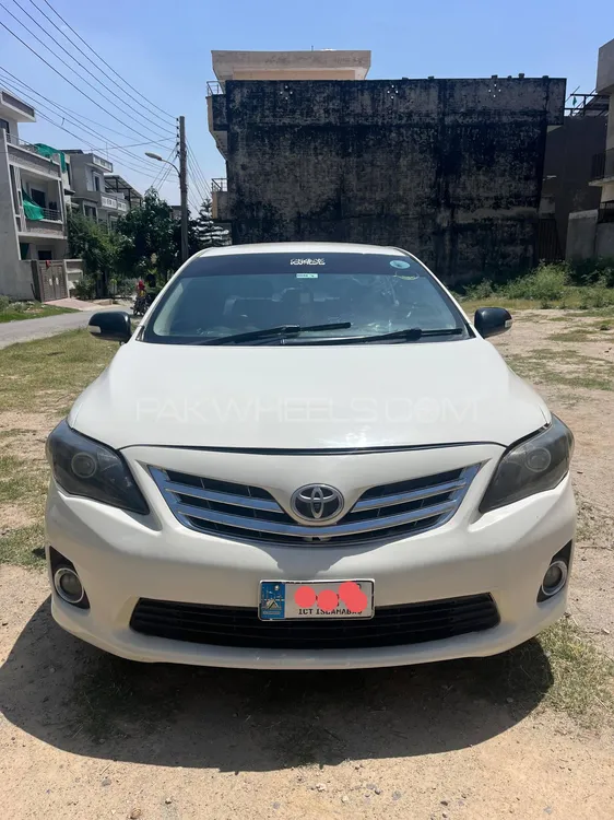 Toyota Corolla 2013 for Sale in Islamabad Image-1