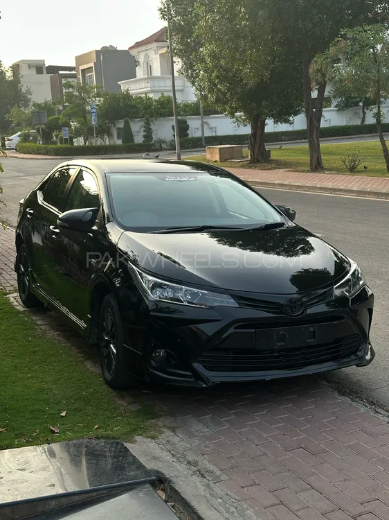 Toyota Corolla 2020 for Sale in Lahore Image-1