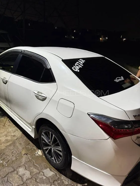 Toyota Corolla 2020 for Sale in Lahore Image-1