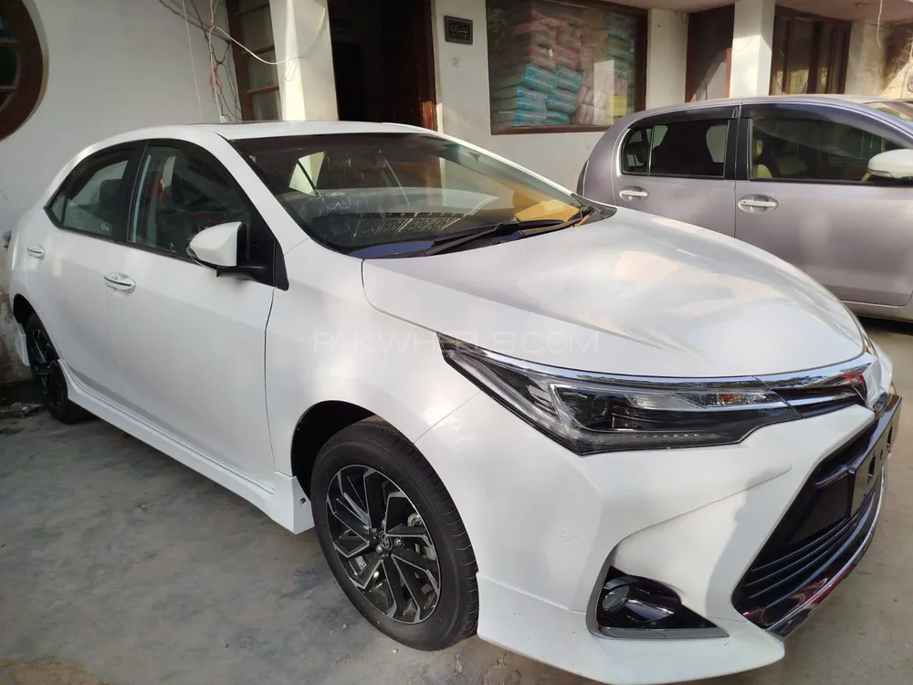 Toyota Corolla 2025 for Sale in Karachi Image-1
