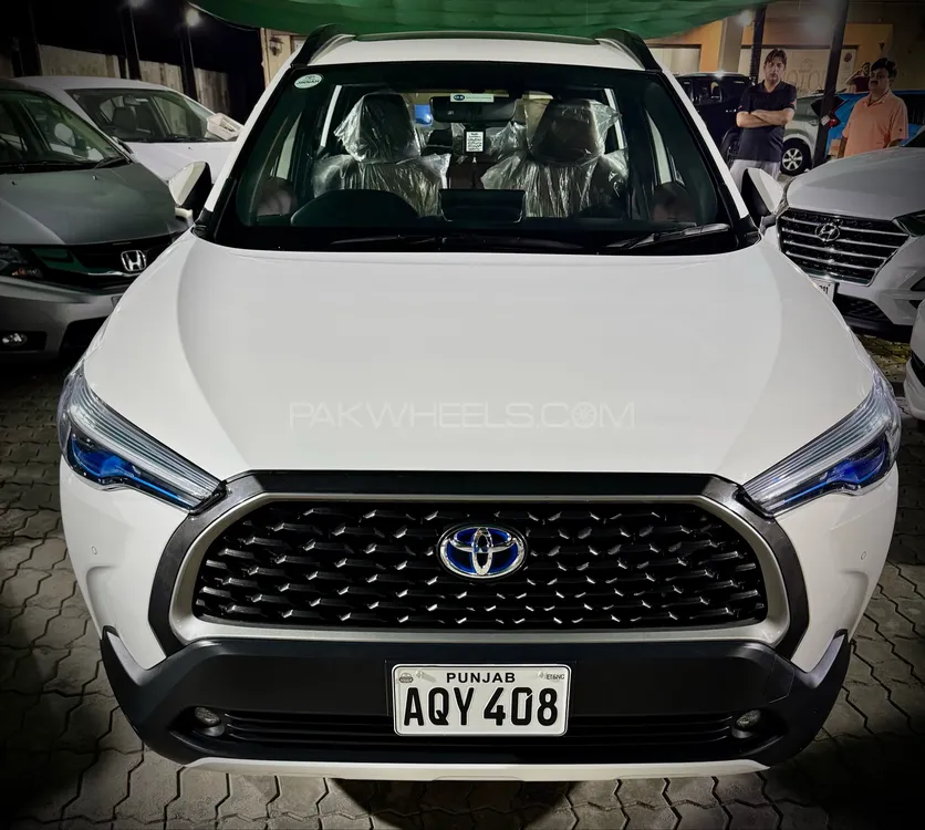 Toyota Corolla Cross 2024 for Sale in Lahore Image-1