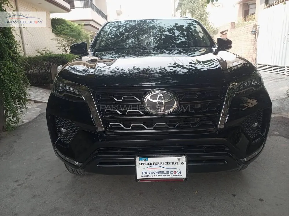 ٹویوٹا فورچیونر 2022 for Sale in فیصل آباد Image-1