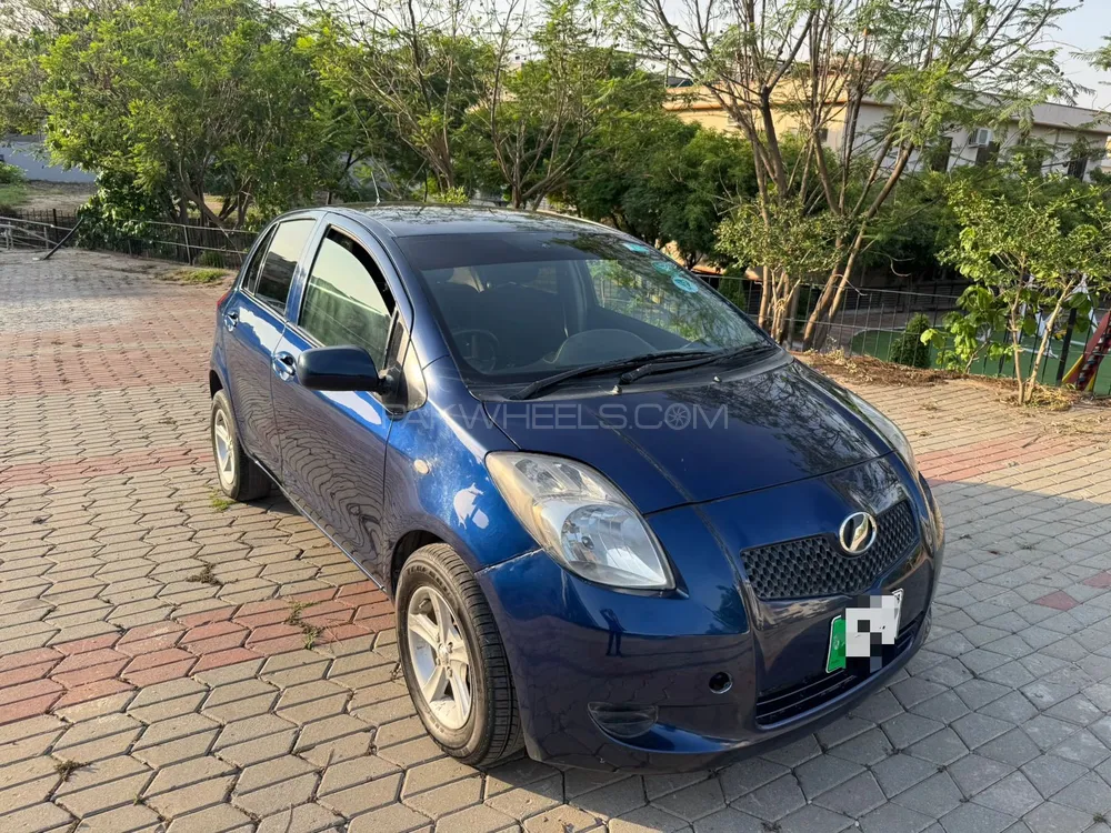 Toyota Vitz 2006 for Sale in Islamabad Image-1