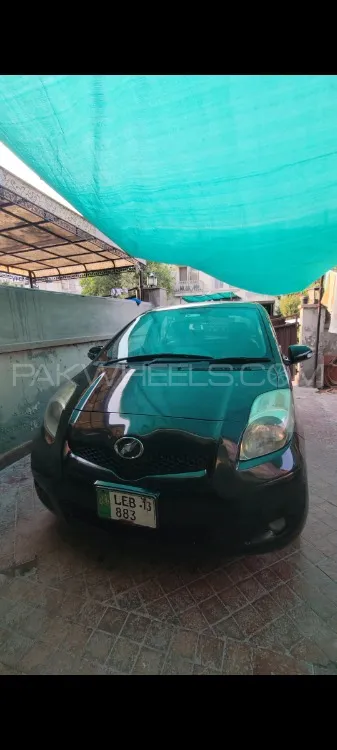 Toyota Vitz 2013 for Sale in Lahore Image-1