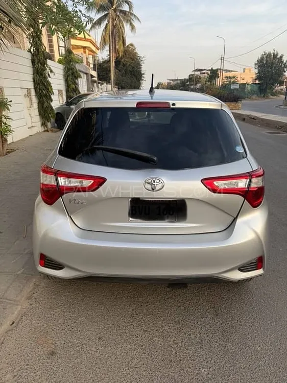 Toyota Vitz 2018 for Sale in Karachi Image-1