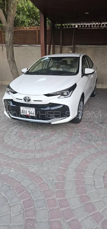 ٹویوٹا یارس سیڈان 2025 for Sale in ملتان Image-1