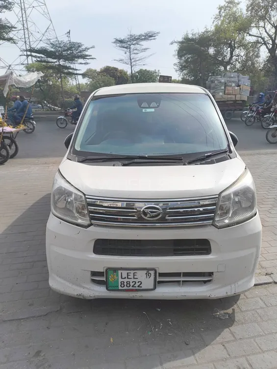 Daihatsu Move 2017 for Sale in Lahore Image-1