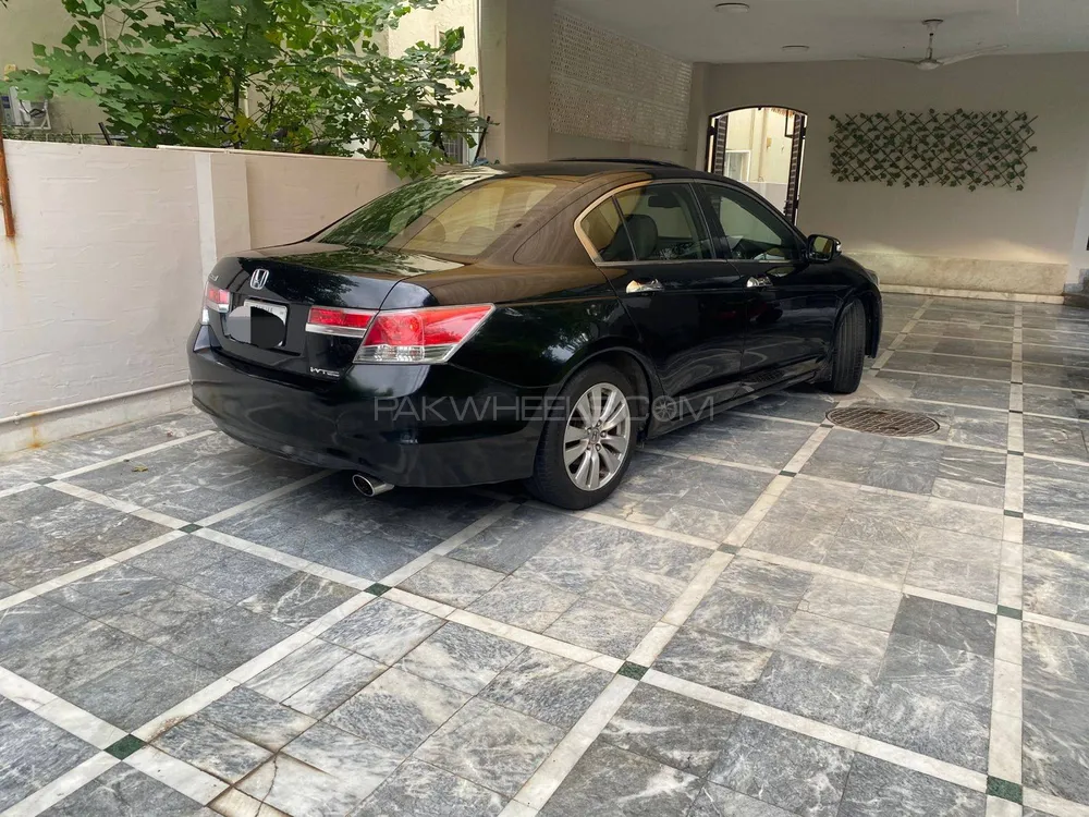 Honda Accord 2012 for Sale in Lahore Image-1