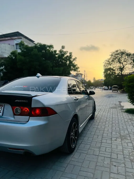 Honda Accord 2004 for Sale in Karachi Image-1