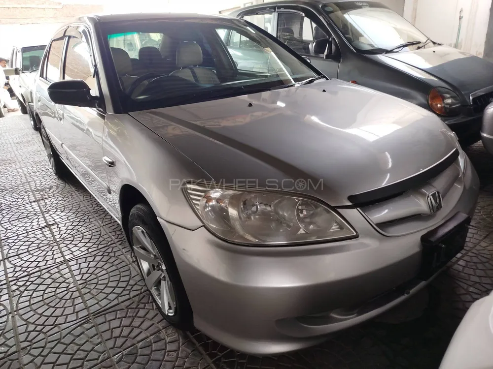 Honda Civic 2005 for Sale in Multan Image-1