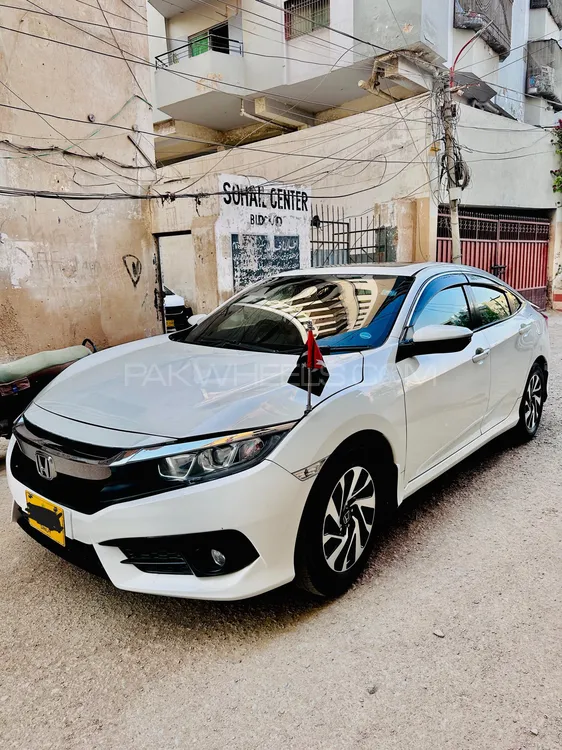 Honda Civic 2017 for Sale in Karachi Image-1