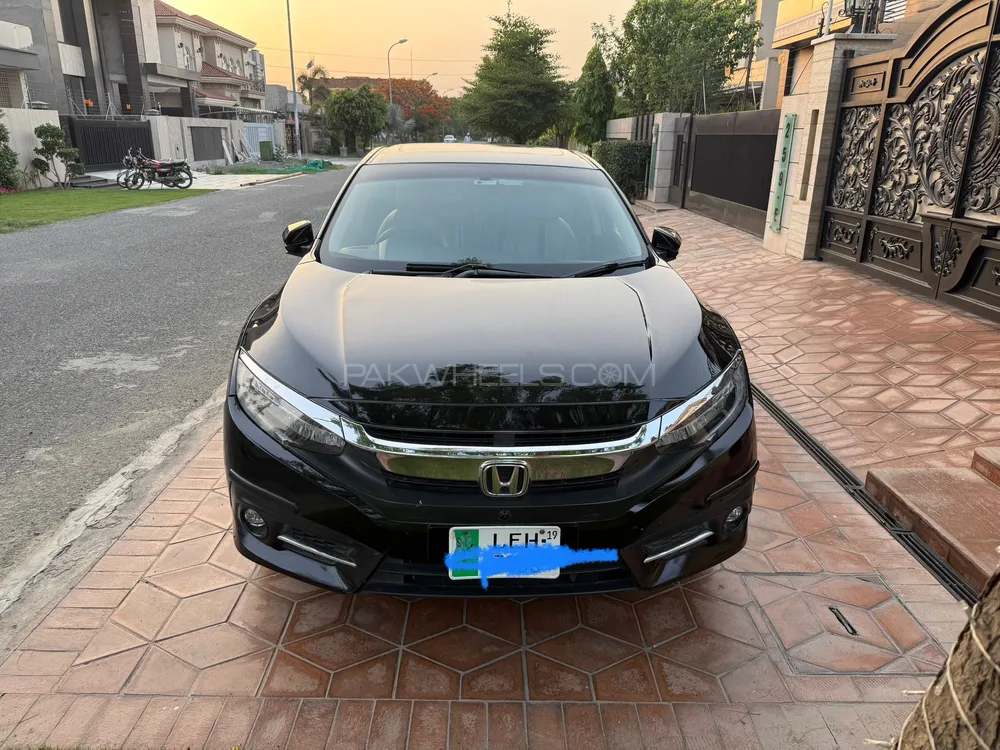 Honda Civic 2019 for Sale in Lahore Image-1