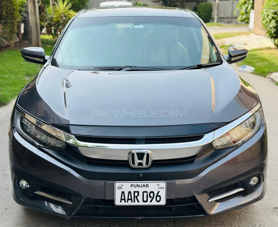 Honda Civic 2020 for Sale in Lahore Image-1