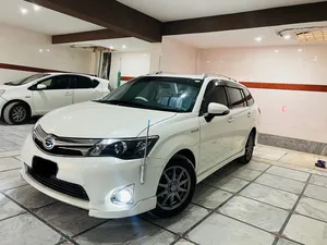 Toyota Corolla Axio Hybrid 1.5 2014 for Sale