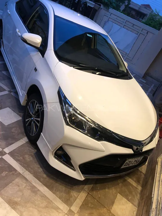 Toyota Corolla 2020 for Sale in Lahore Image-1