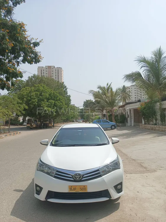 Toyota Corolla 2017 for Sale in Karachi Image-1
