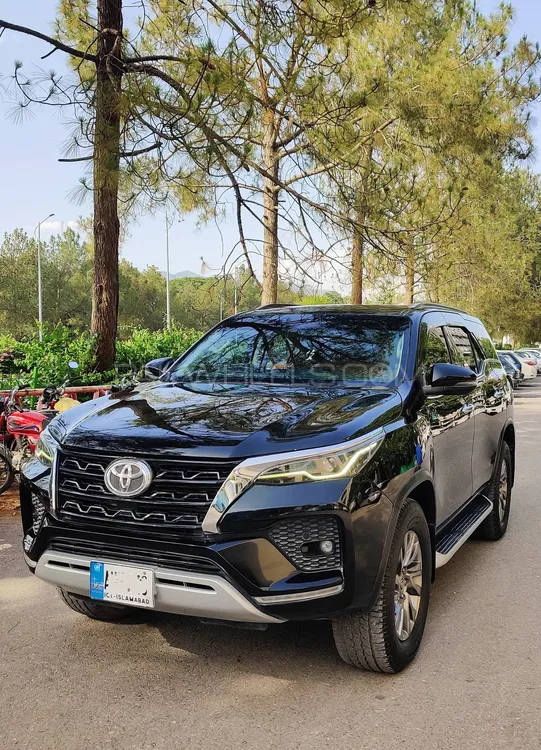 Toyota Fortuner 2021 for Sale in Islamabad Image-1