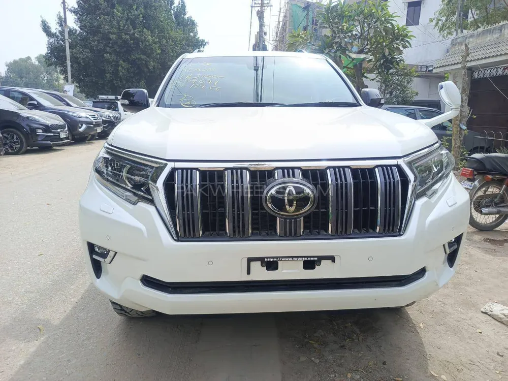 Toyota Prado 2019 for Sale in Karachi Image-1