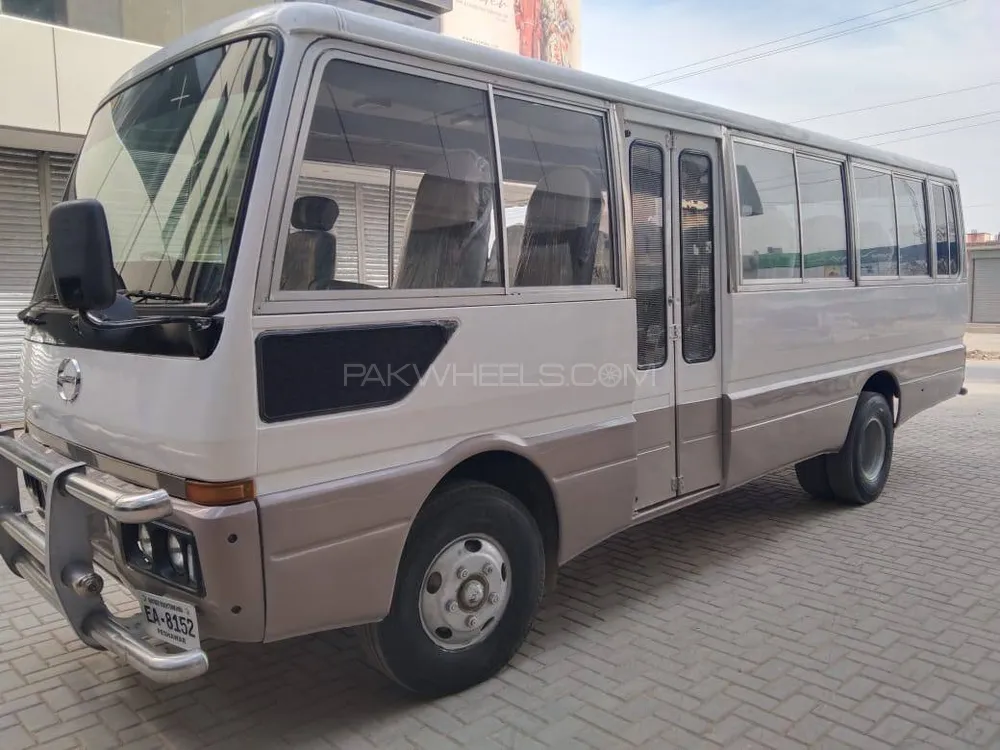 Toyota Rush 2021 for Sale in Pir mahal Image-1
