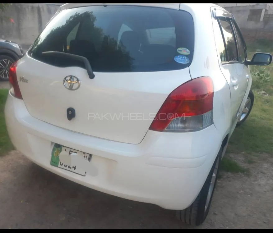 Toyota Vitz 2008 for Sale in Lahore Image-1