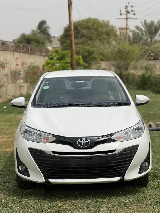 Toyota Yaris Sedan 2021 for Sale in Karachi Image-1