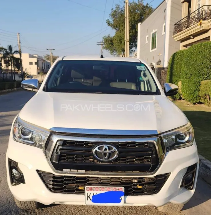 Toyota Hilux 2018 for Sale in Lahore Image-1
