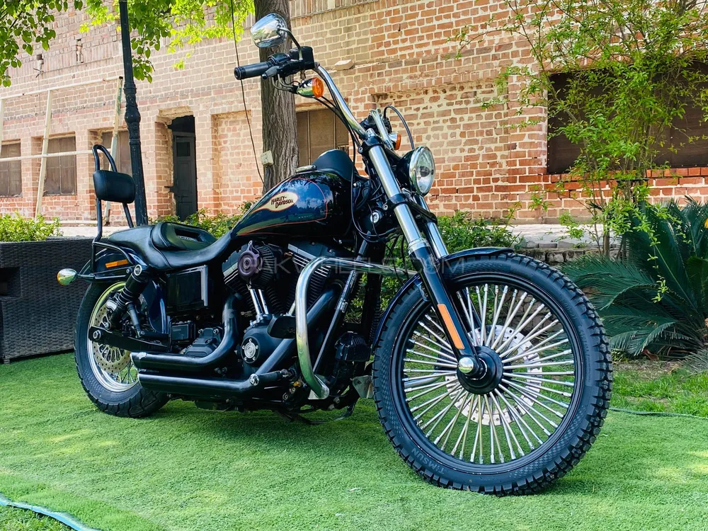 Harley Davidson Street Bob 2013 for Sale Image-1
