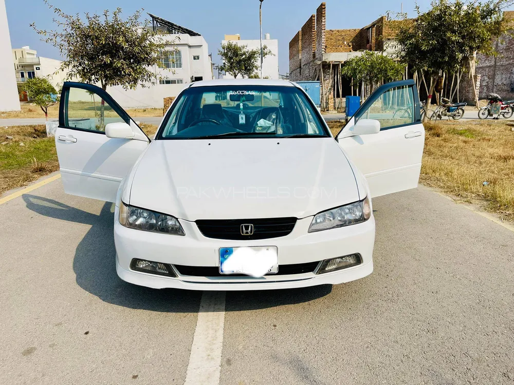 Honda Accord 2002 for Sale in Islamabad Image-1