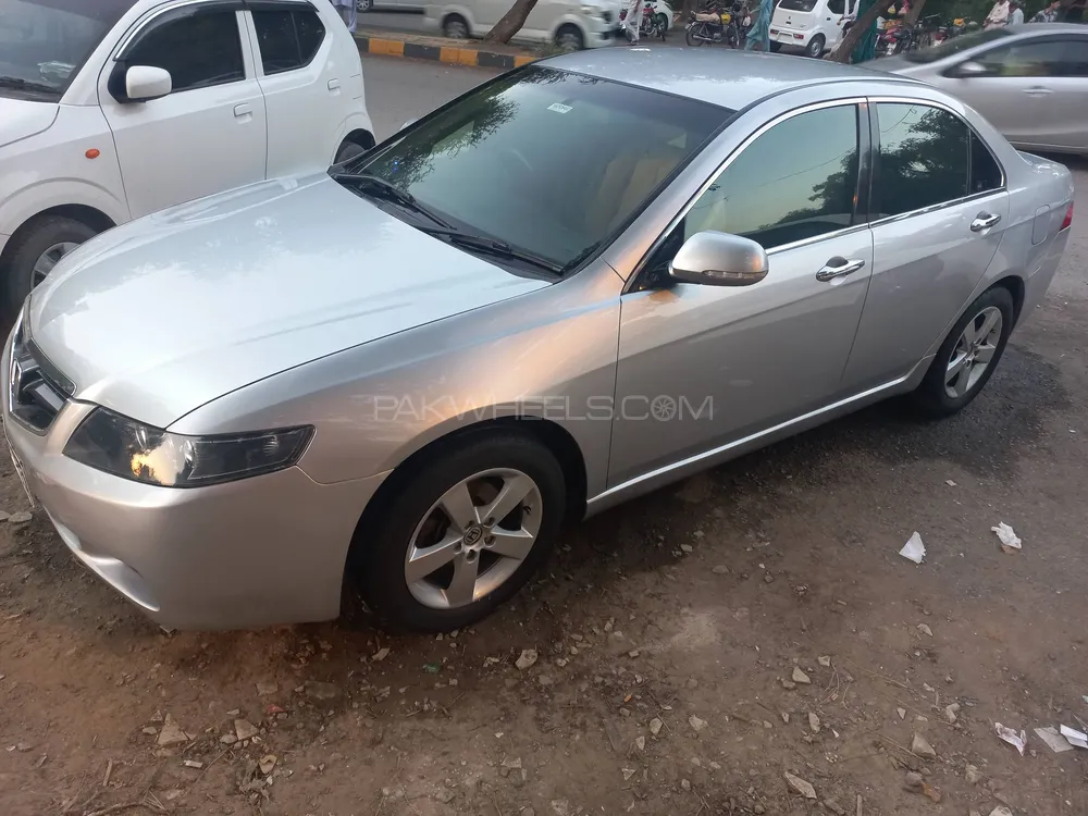 Honda Accord 2005 for Sale in Islamabad Image-1