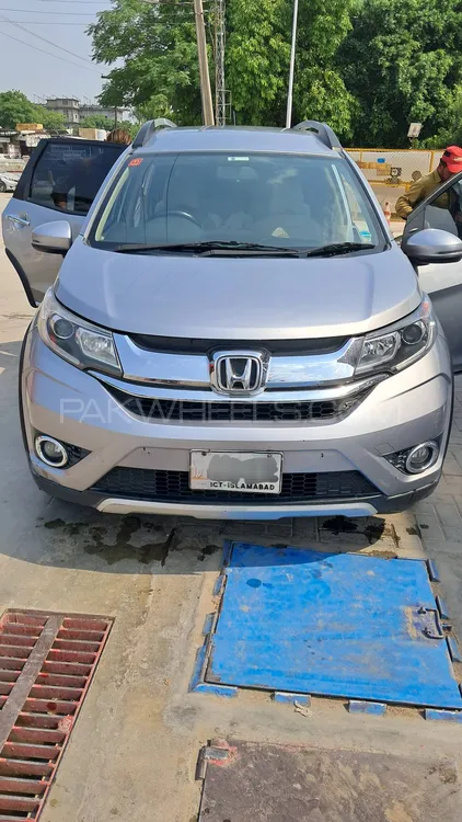 Honda BR-V 2017 for Sale in Islamabad Image-1